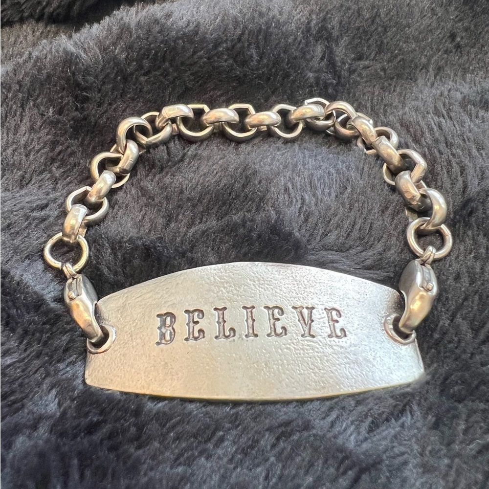 Believe Endurance Knowledge Tag Bracelet
